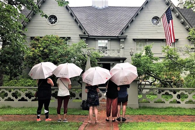 2.5-Hour Salem History & Sightseeing Guided Walking Tour - Starting on Historic Essex Street