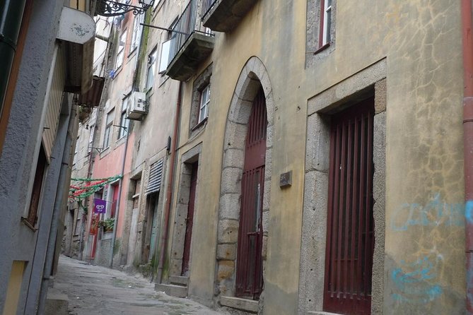 3-Hour Porto Jewish Heritage Walking Tour with Local Guide - Finding the old Jewish quarters around Ribeira