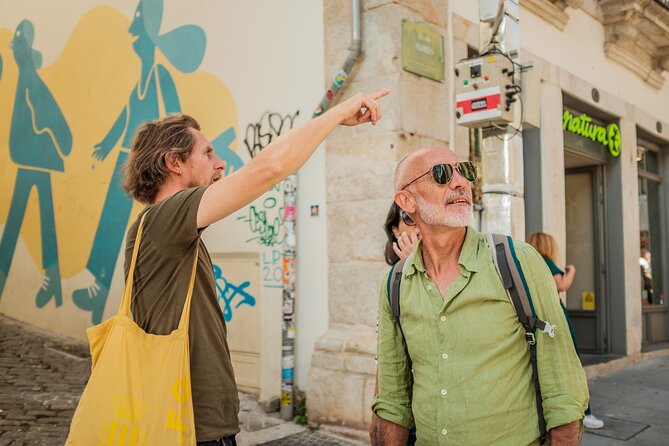 3-hour private guided walking tour of the BEST of Porto - Rua das Flores and the pace of old Porto