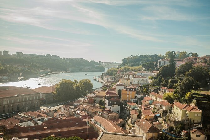 3-hour private guided walking tour of the BEST of Porto - Clérigos and Igreja do Carmo
