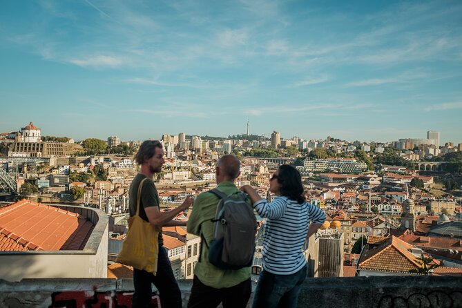 3-hour private guided walking tour of the BEST of Porto - Finishing on Avenida dos Aliados