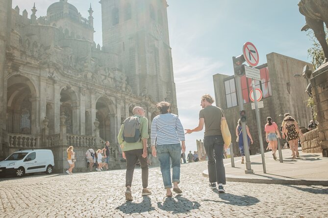 3-hour private guided walking tour of the BEST of Porto - How to prepare for the three hours