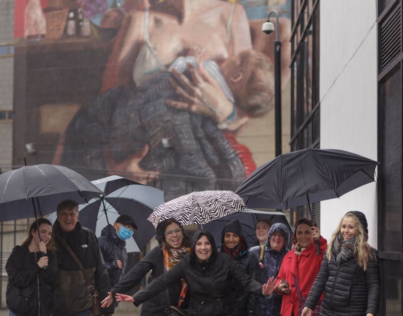 Aberdeen: Daily City Centre Walking Tour (2pm) - Netherkirkgate and the clues in old streets