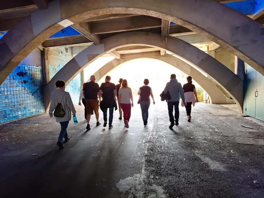 Adelaide: Guided Ultimate Walking Tour with Drink and Snack - Key points at a glance