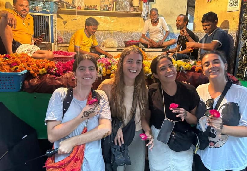 Agra: Street Food Walking Tour, Spice Market, & Tuk-tuk Ride - Key points to know before booking