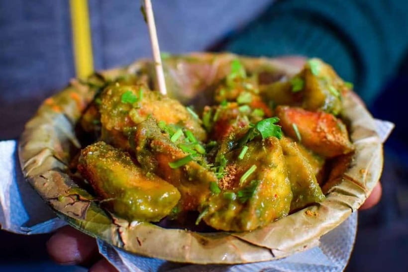 Agra: Street Food Walking Tour, Spice Market, & Tuk-tuk Ride - Jama Masjid brings Mughal Agra into view
