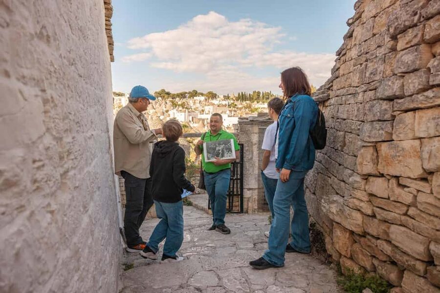 Alberobello: Walking Tour among Trulli Houses with a Local - More trulli, then Largo Martellotta