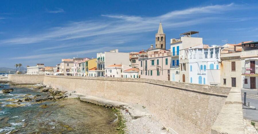 Alghero: Historic Center Walking Tour with A Local Guide - The main limitation: a short route in a layered old town