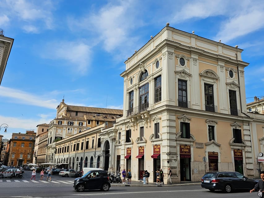 Alternative Walking Tour of Rome's City Center & Hidden Gems - Piazza Navona and the Baroque finish