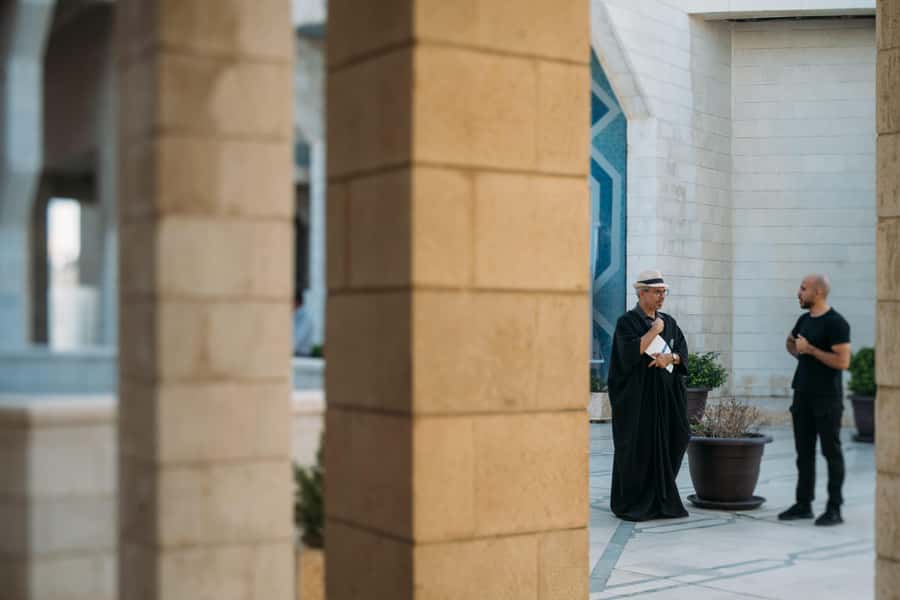 Amman Walking Tour: Hidden Gems, Culture & Street Food - King Abdullah I Mosque and Jordanian religious life