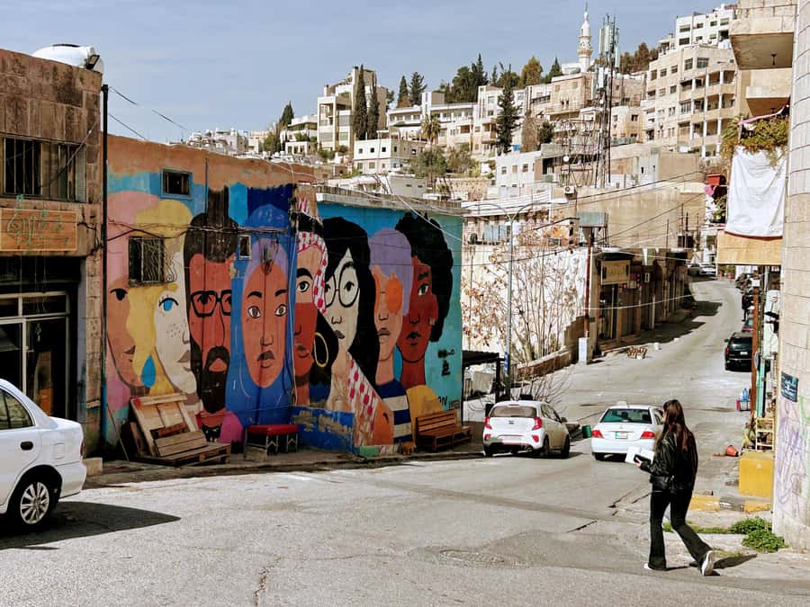 Amman Walking Tour: Hidden Gems, Culture & Street Food - Downtown markets and everyday Amman