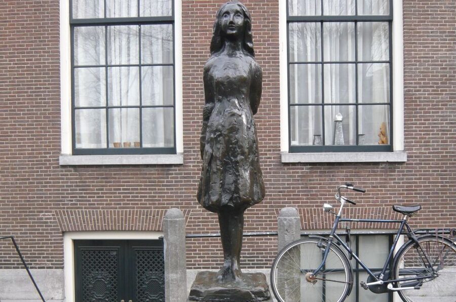 Amsterdam: Anne Frank Walking Tour - The Portuguese Synagogue and Amsterdam’s Jewish past