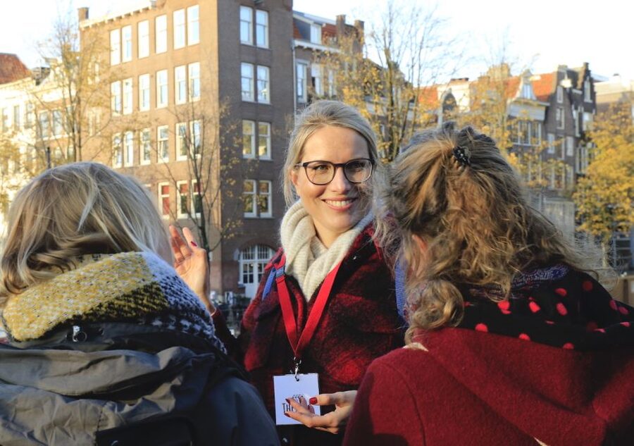 Amsterdam: Cultural Highlights Walking Tour - De Negen Straatjes and the canal houses