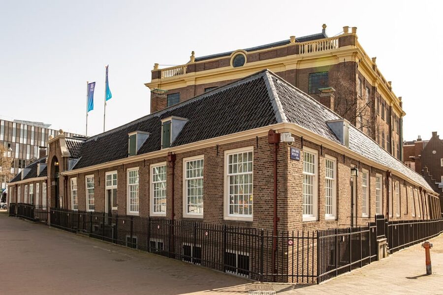 Amsterdam: Guided Anne Frank Small-Group Walking Tour - Practical advice for the two-hour walk