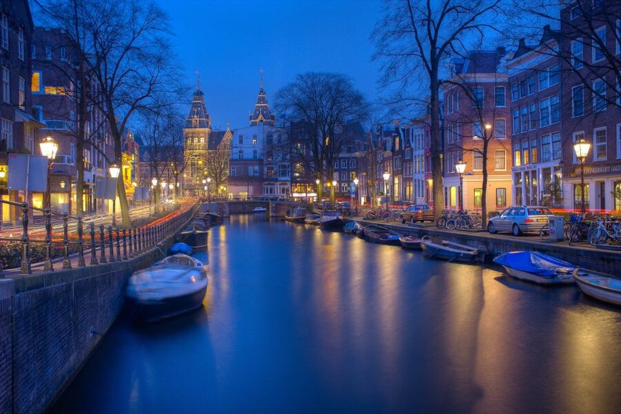 Amsterdam: Private Walking Tour with a Local - Key points to know before booking