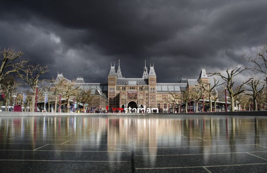 Amsterdam: Private Walking Tour with a Local - A two-hour introduction or a six-hour city day