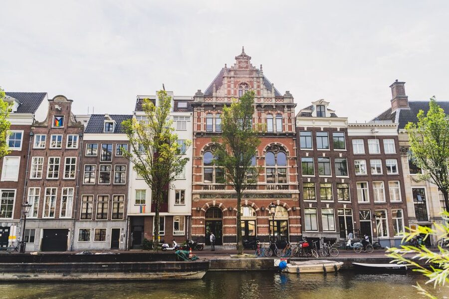 Amsterdam Small-Group Walking Tour - The Jewish Cultural District and Zuiderkerk
