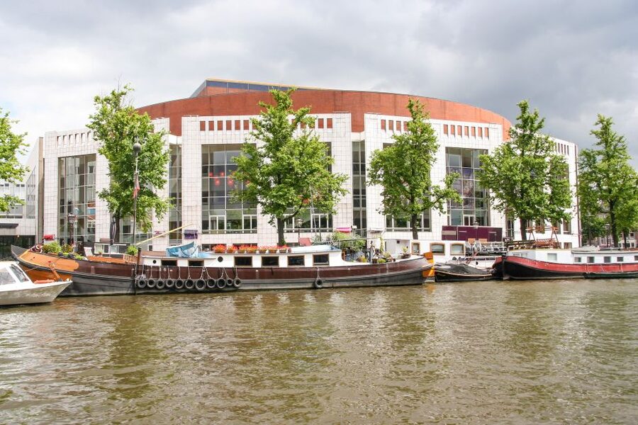 Amsterdam Walking Tour and Canal Cruise - The 60-minute canal cruise