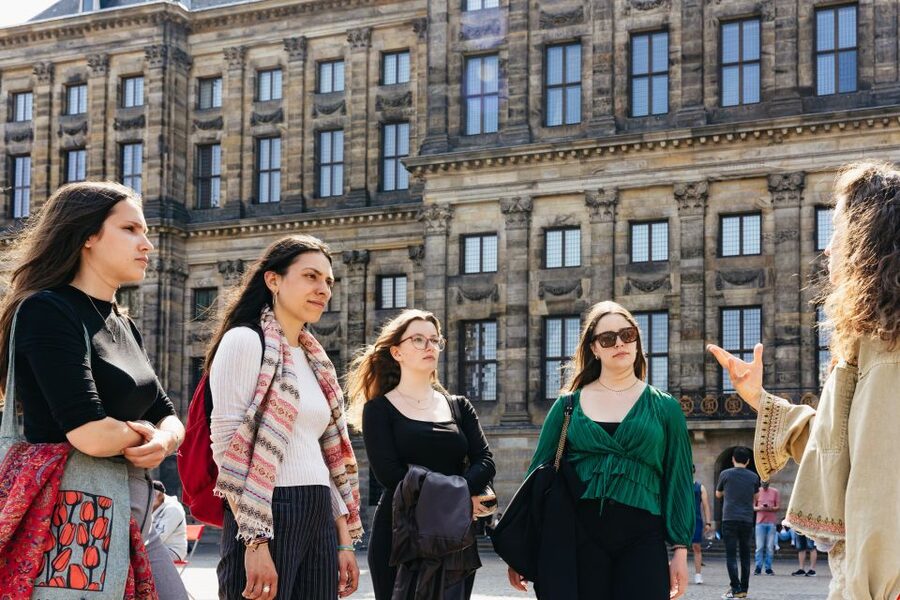 Amsterdam: Walking Tour, Jewish Museum & Synagogue Tickets - What the two-hour Anne Frank walk covers