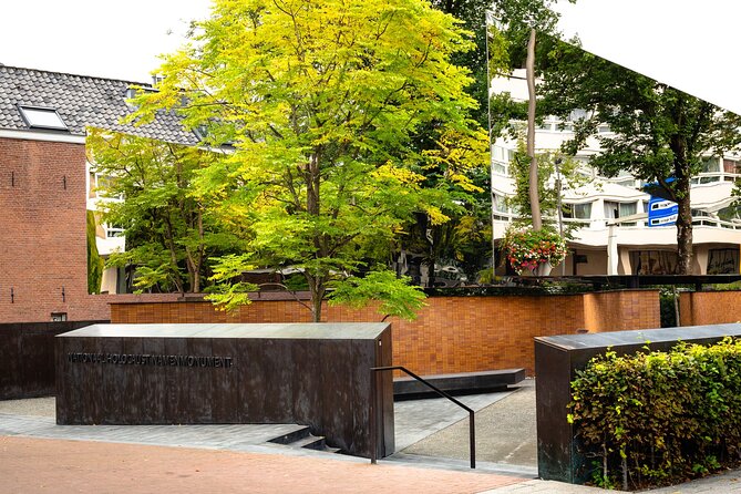 Anne Frank's Story - Guided Walking Tour through Amsterdam - Is $39.30 a fair price?