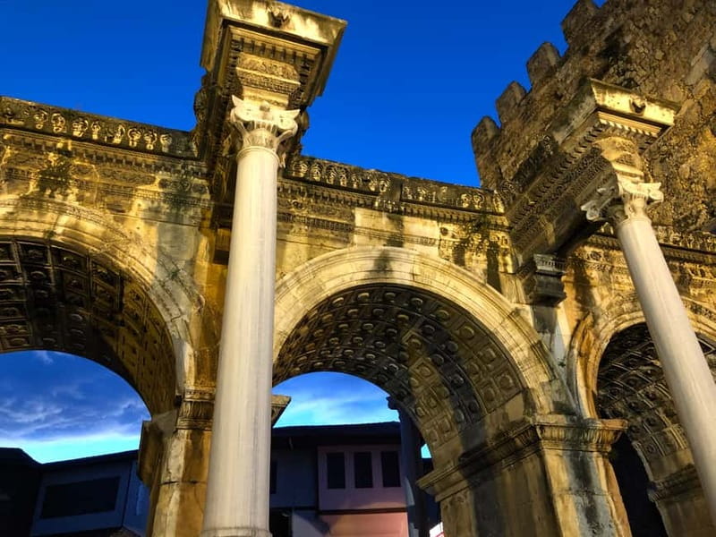 Antalya: Old Town Walking Tour with Dessert Tasting - The dessert finish: irmik helvası with ice cream