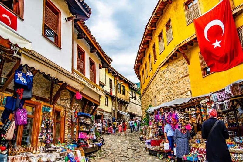 Antalya: Old Town Walking Tour with Turkish Tea and Baklava - Starting at Ataturk Boulevard