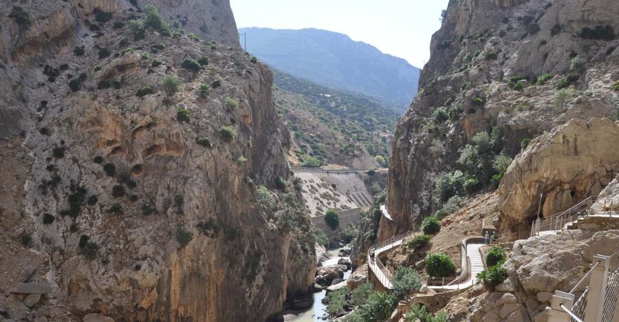 Ardales: Caminito del Rey & El Gaitanejo Guided Walking Tour - Why the Caminito del Rey feels so dramatic