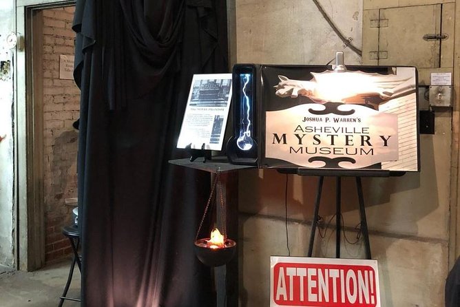Asheville Night-Time Walking Ghost Tour - The Grove Arcade and the Helen Clevenger story