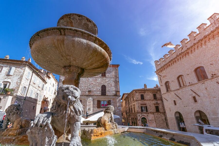 Assisi: Old Town Guided Walking Tour - What the headsets mean for your visit