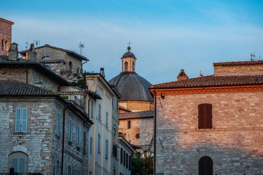 Assisi: Walking Tour with St. Francis Basilica Visit - The guides make the difference