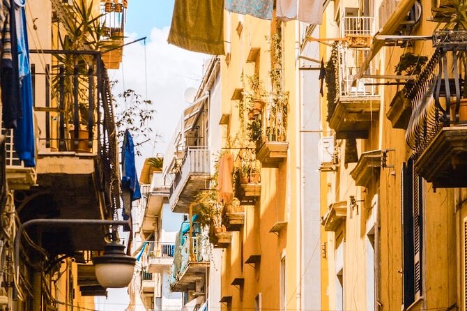 Authentic Naples Food Tour with 8+ Tastings of Pizza, Wine & More - Via Toledo: finishing with pastry, coffee, and a final stop