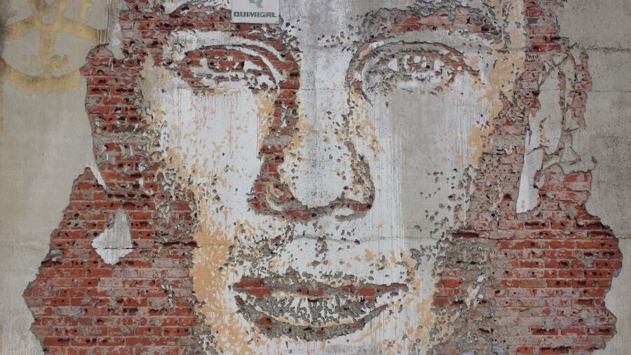 Aveiro: Stories, Canals, and Tiles Guided Walking Tour - Timing, walking conditions, and who should book