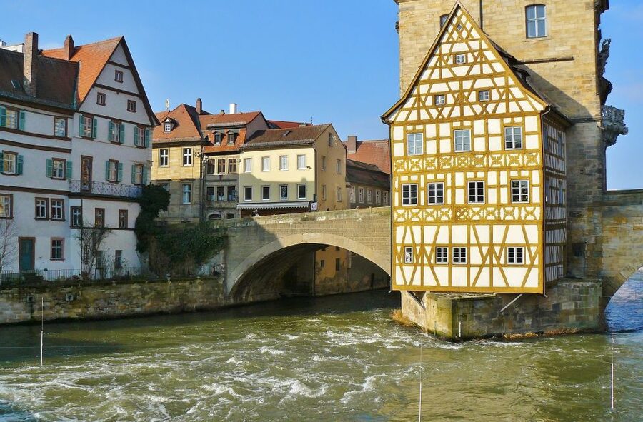 Bamberg: Private Guided Walking Tour - Medieval lanes and Bamberg’s power center