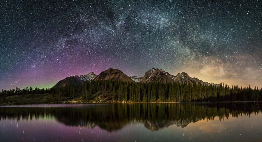 Banff: Guided Sunset and Stargazing Tour - Watching Banff change from sunset to starlight