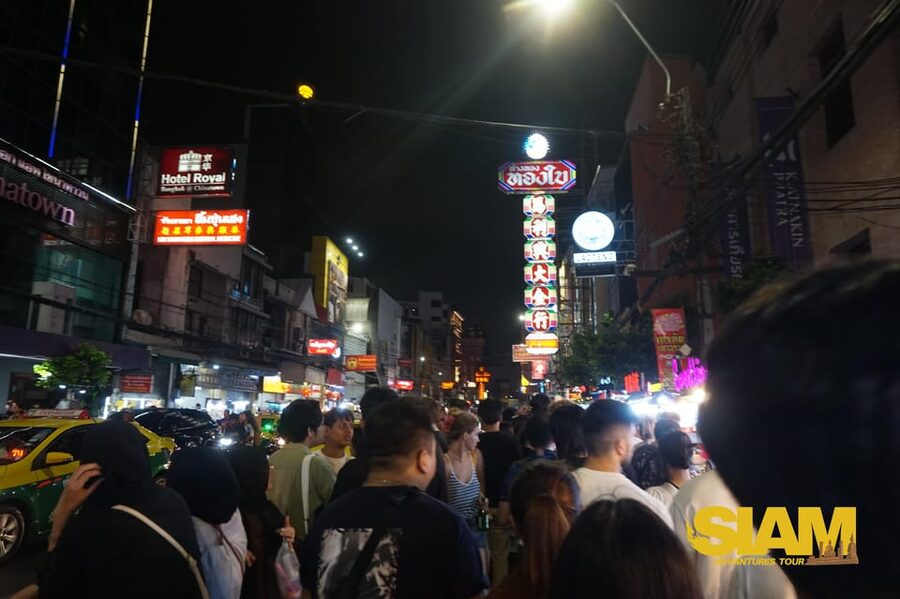 Bangkok Authentic Tasting Thai-Chinatown Walking Food Tour - Michelin Guide stops and local stalls