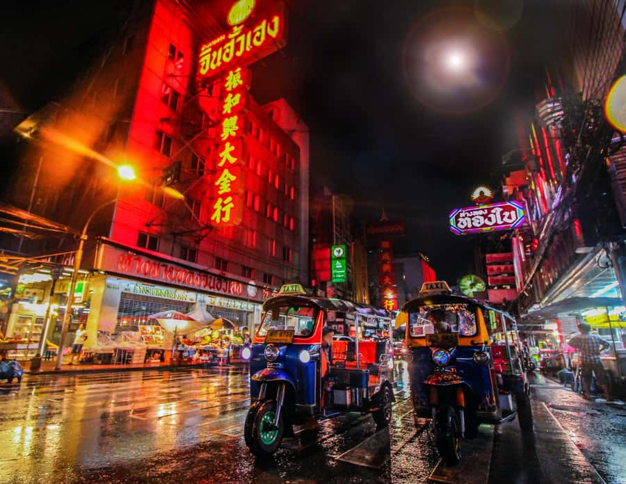 Bangkok: Chinatown by Night Walking Tour - What the 90-Minute Route Covers
