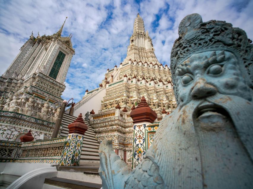 Bangkok: Grand Palace and Wat Arun Guided Walking Tour - What the guides add