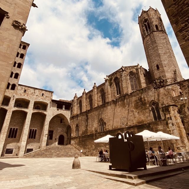 Barcelona: Barri Gotic Small Group Walking Tour - Roman Barcelona beneath the medieval streets
