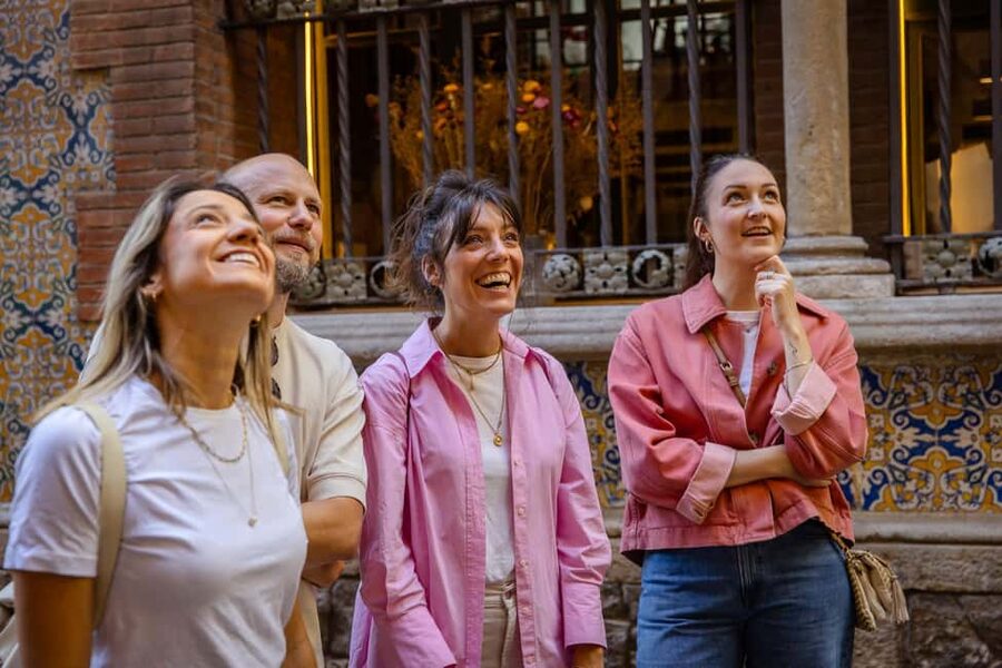Barcelona: City Walking Tour with a Local Guide - Els Quatre Gats and Barcelona’s artistic past
