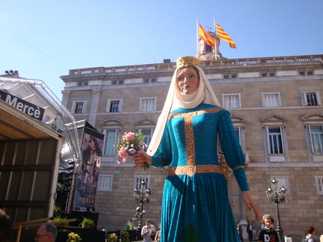 Barcelona: Gothic Quarter Walking Tour - The Civil War, romance, and a modern port