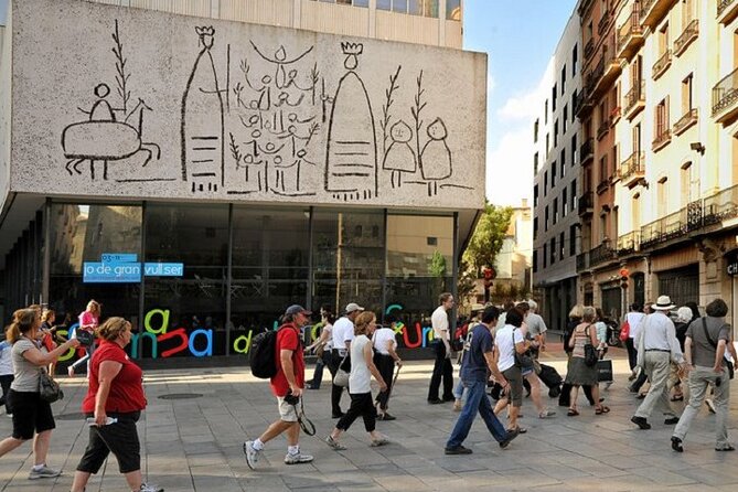 Barcelona: Gothic Quarter Walking Tour - Gothic buildings that moved stone by stone