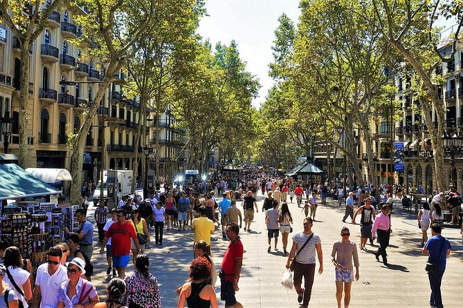 Barcelona Old Town & Gothic Quarter Small Group Tour - Understanding Ciutat Vella beyond the Gothic Quarter