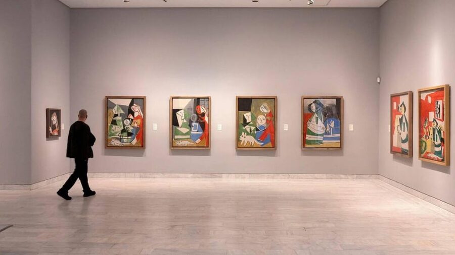 Barcelona: Picasso Walking Tour with Picasso Museum Tickets - The Rose Period brings lighter colors and new characters