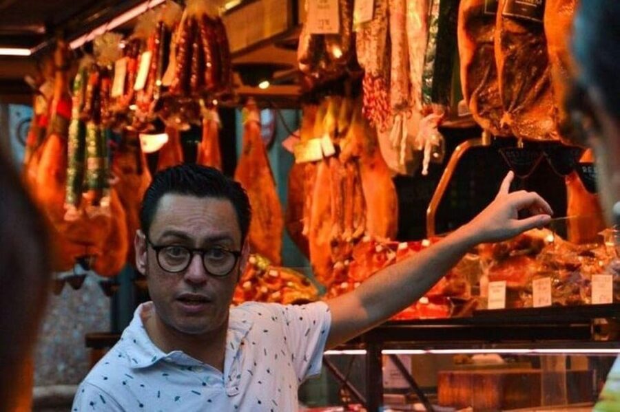 Barcelona: Tapas Walking Tour with Food, Wine, and History - Practical Details That Matter