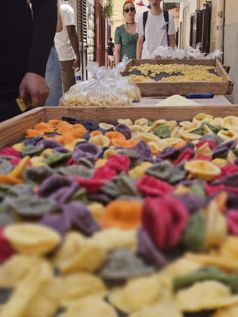 Bari: Pasta Experience Walking Tour - The guides make a real difference