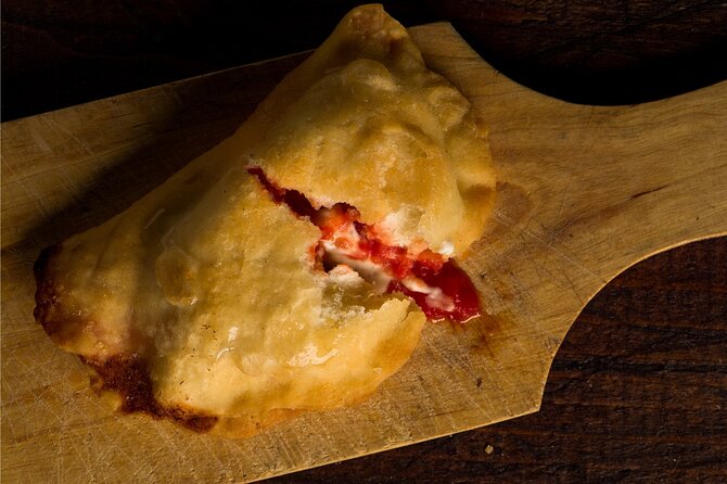 Bari: Street Food Walking Tour with a Local Guide - Key points at a glance