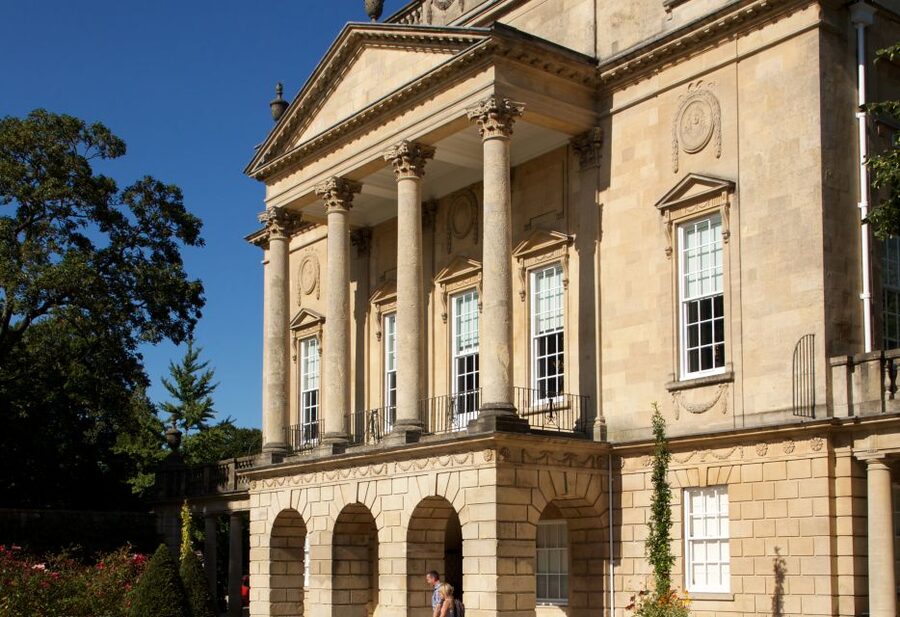 Bath: Bridgerton Filming Locations Walking Tour with Music - Why Bath works so well as a Bridgerton set
