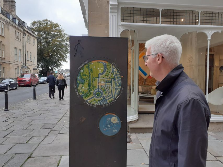 Bath: The Bad of Bath Walking Tour - Starting at Bath Abbey and setting the tone