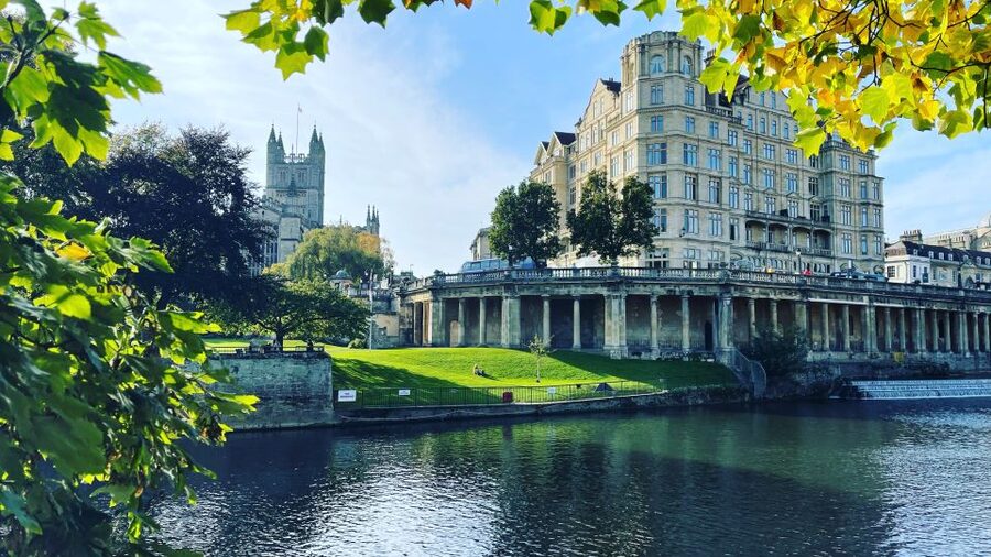 Bath: Walking Tour with Qualified Blue Badge Tourist Guide - The Royal Crescent and Bath’s grandest address