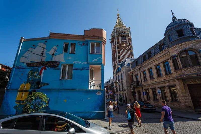 Batumi: Guided Walking Tour - Piazza Square and St. Nicholas Church
